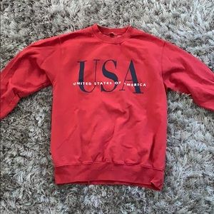 Brandy Melville sweatshirt